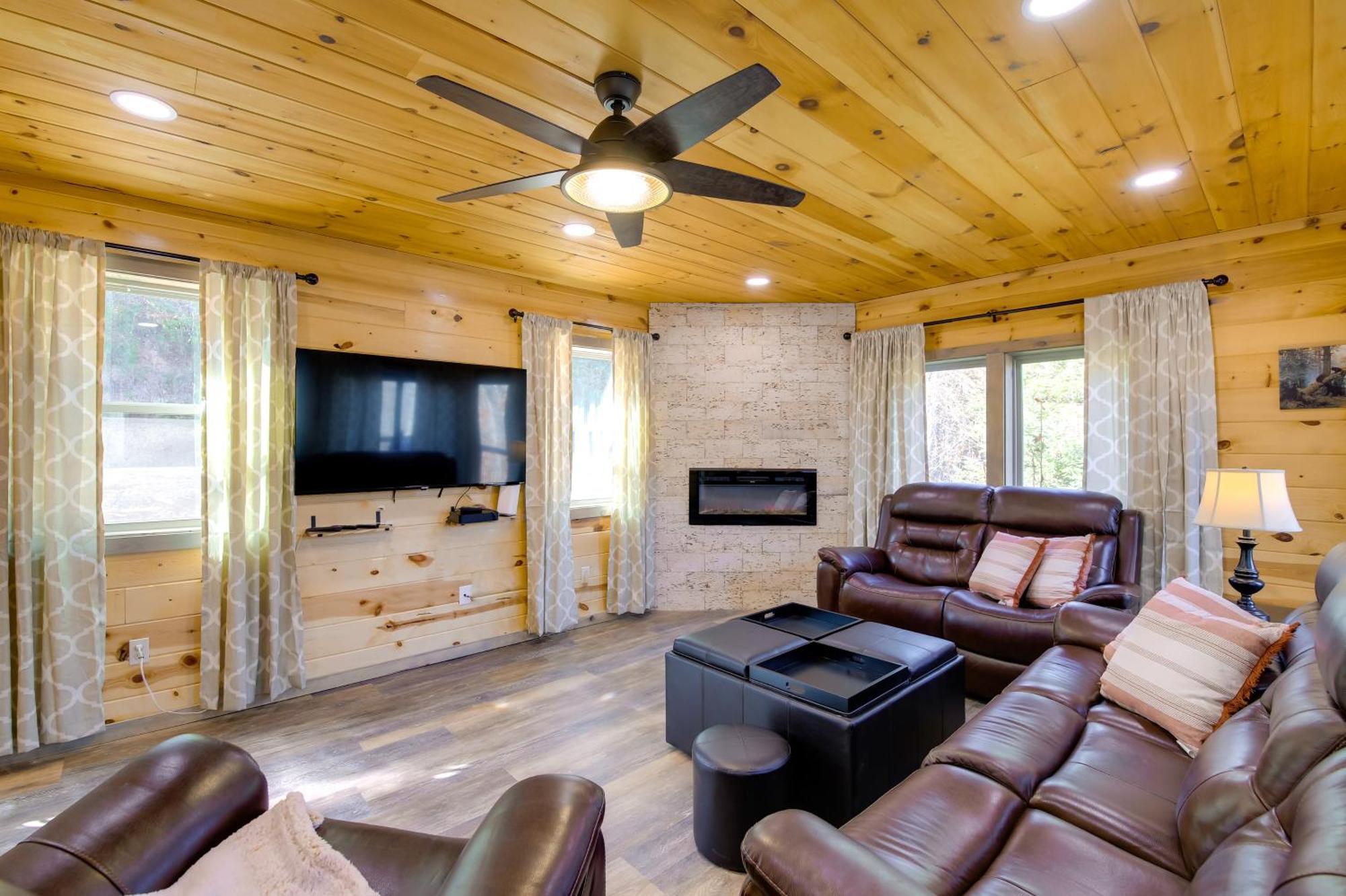 Gatlinburg Cabin With Game Room, Hot Tub And Mtn Views Luaran gambar