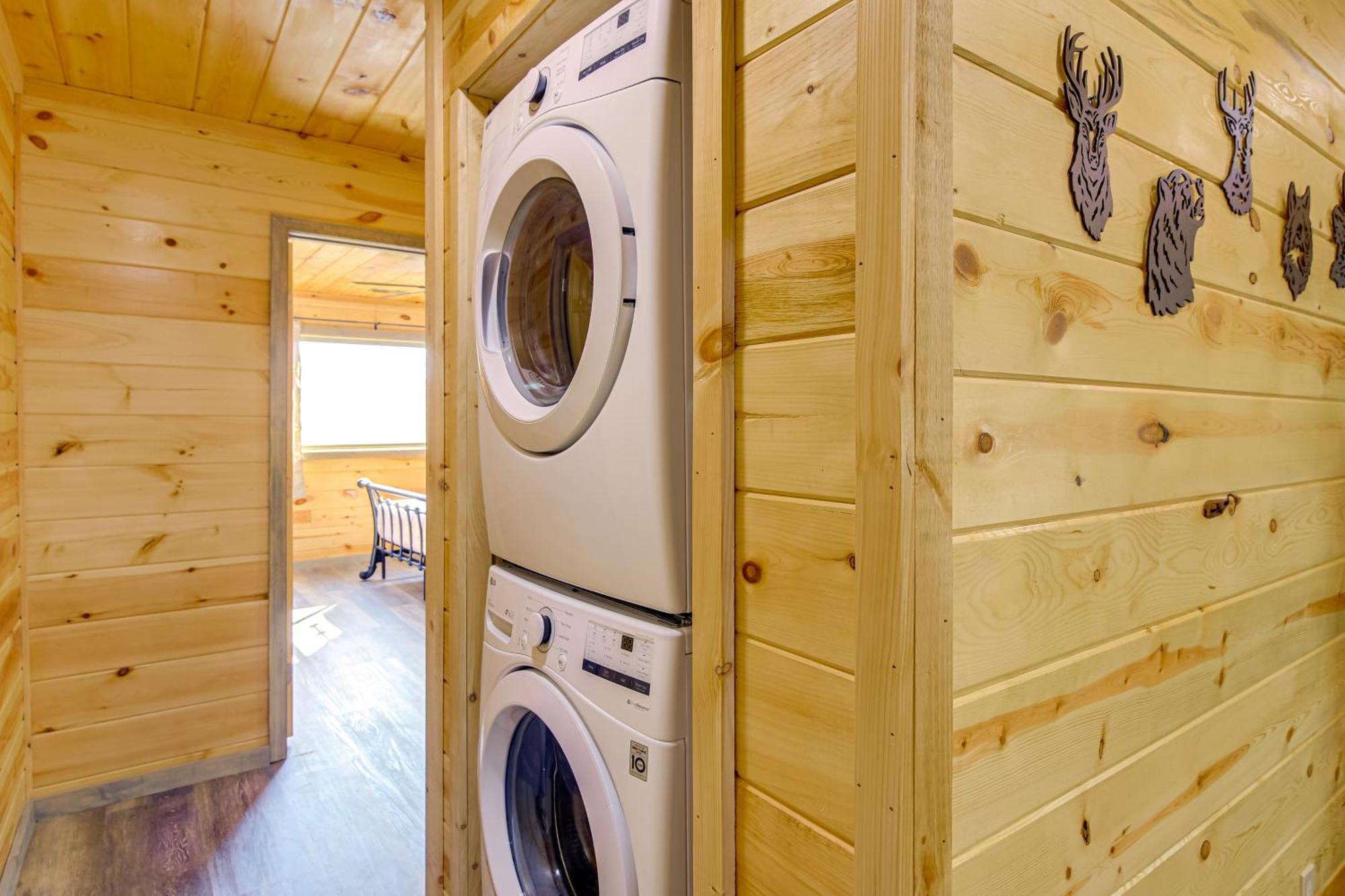 Gatlinburg Cabin With Game Room, Hot Tub And Mtn Views Luaran gambar