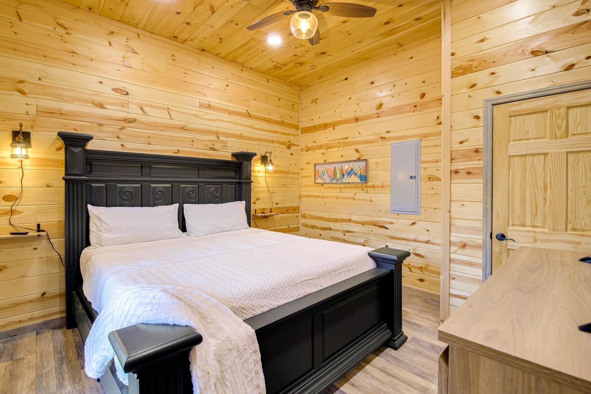 Gatlinburg Cabin With Game Room, Hot Tub And Mtn Views Luaran gambar