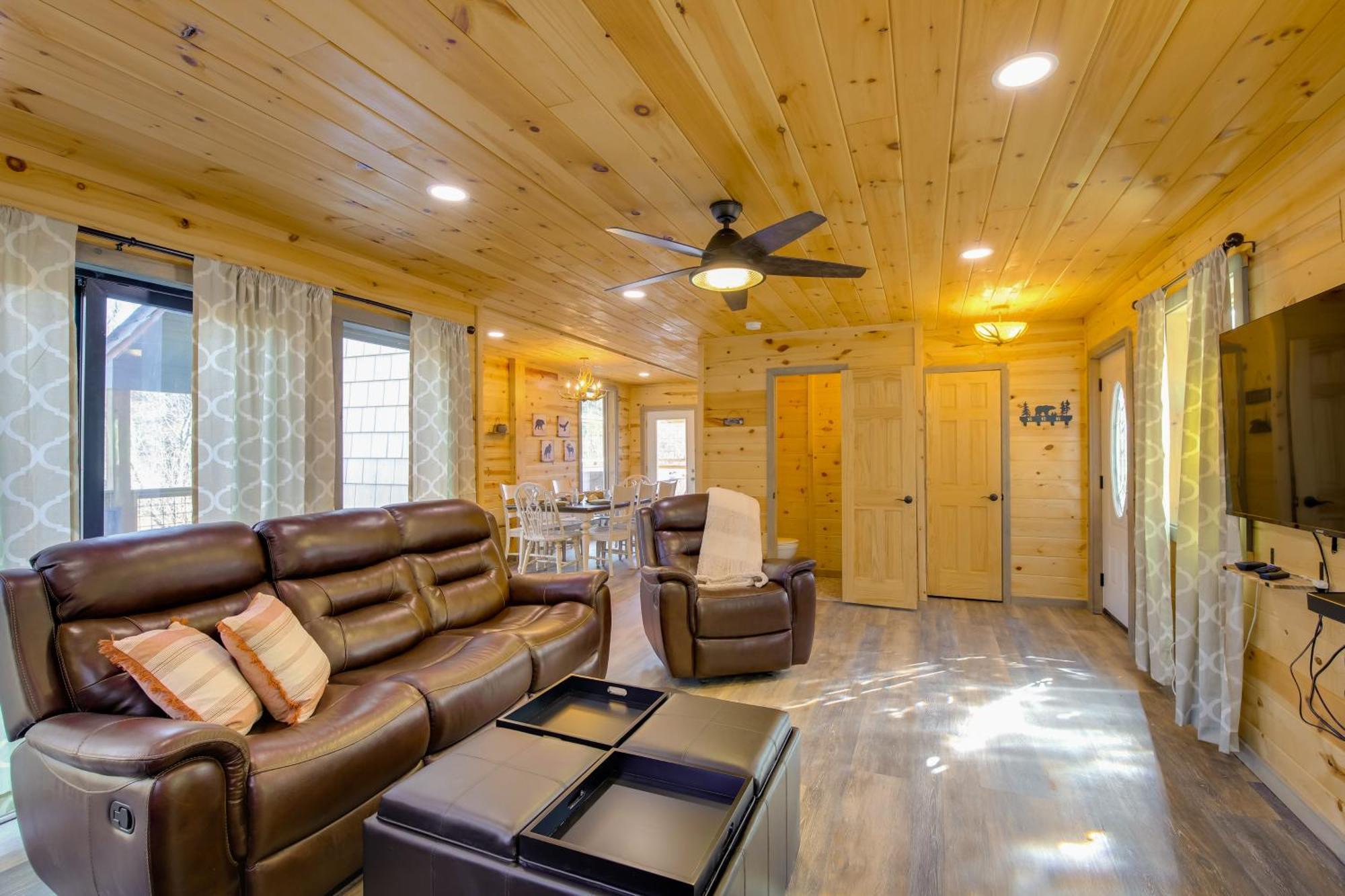 Gatlinburg Cabin With Game Room, Hot Tub And Mtn Views Luaran gambar