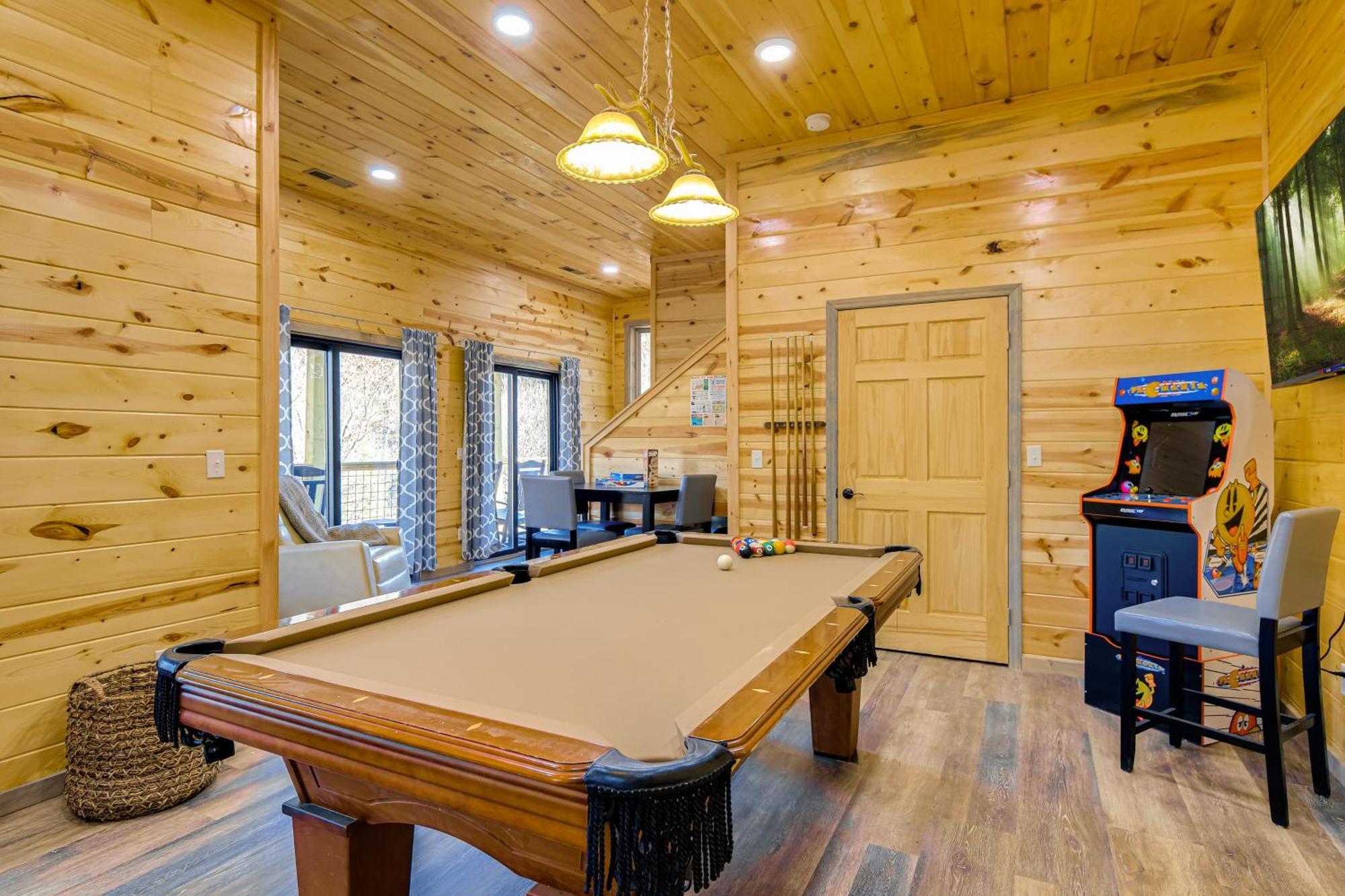 Gatlinburg Cabin With Game Room, Hot Tub And Mtn Views Luaran gambar