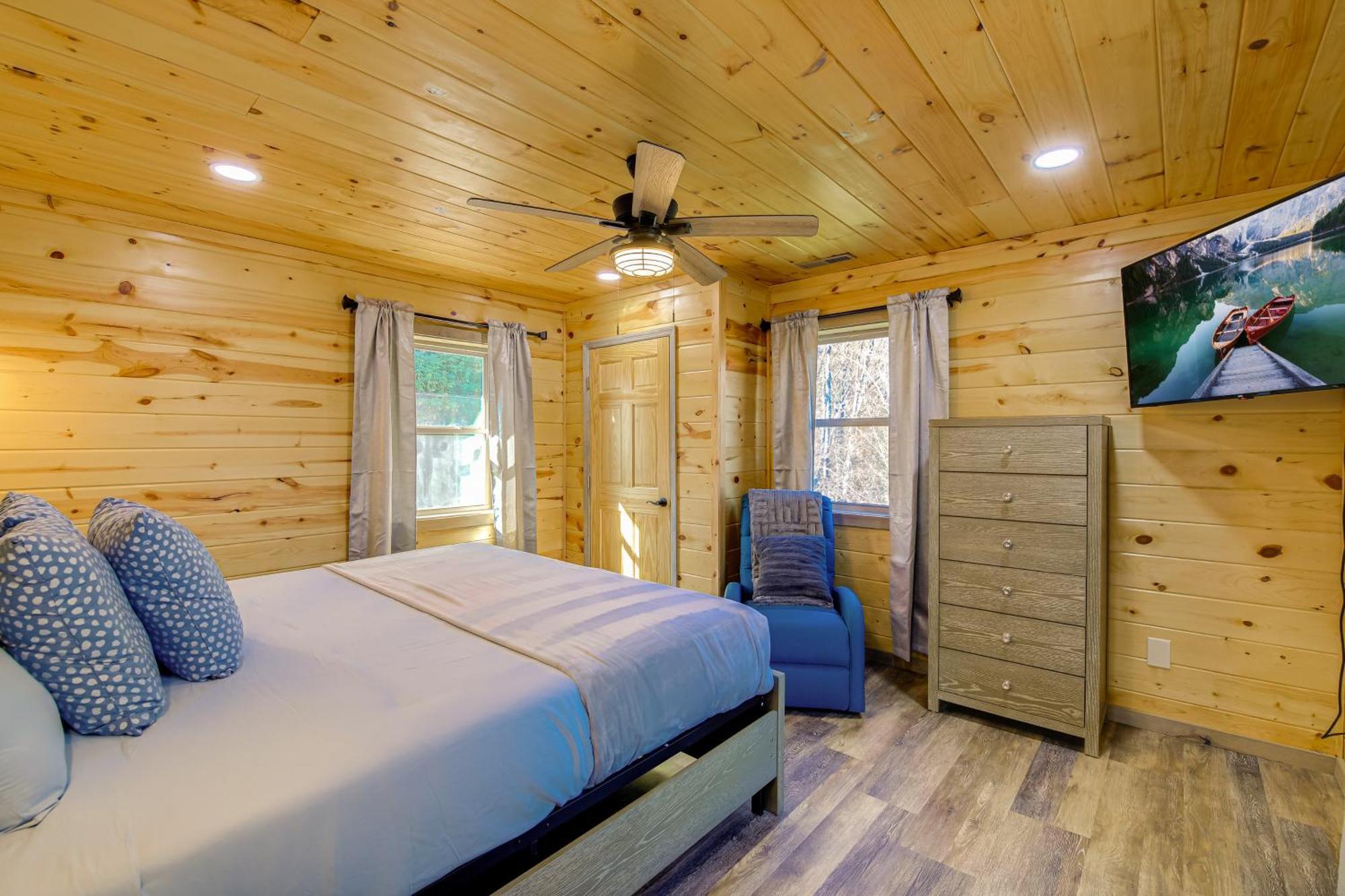 Gatlinburg Cabin With Game Room, Hot Tub And Mtn Views Luaran gambar