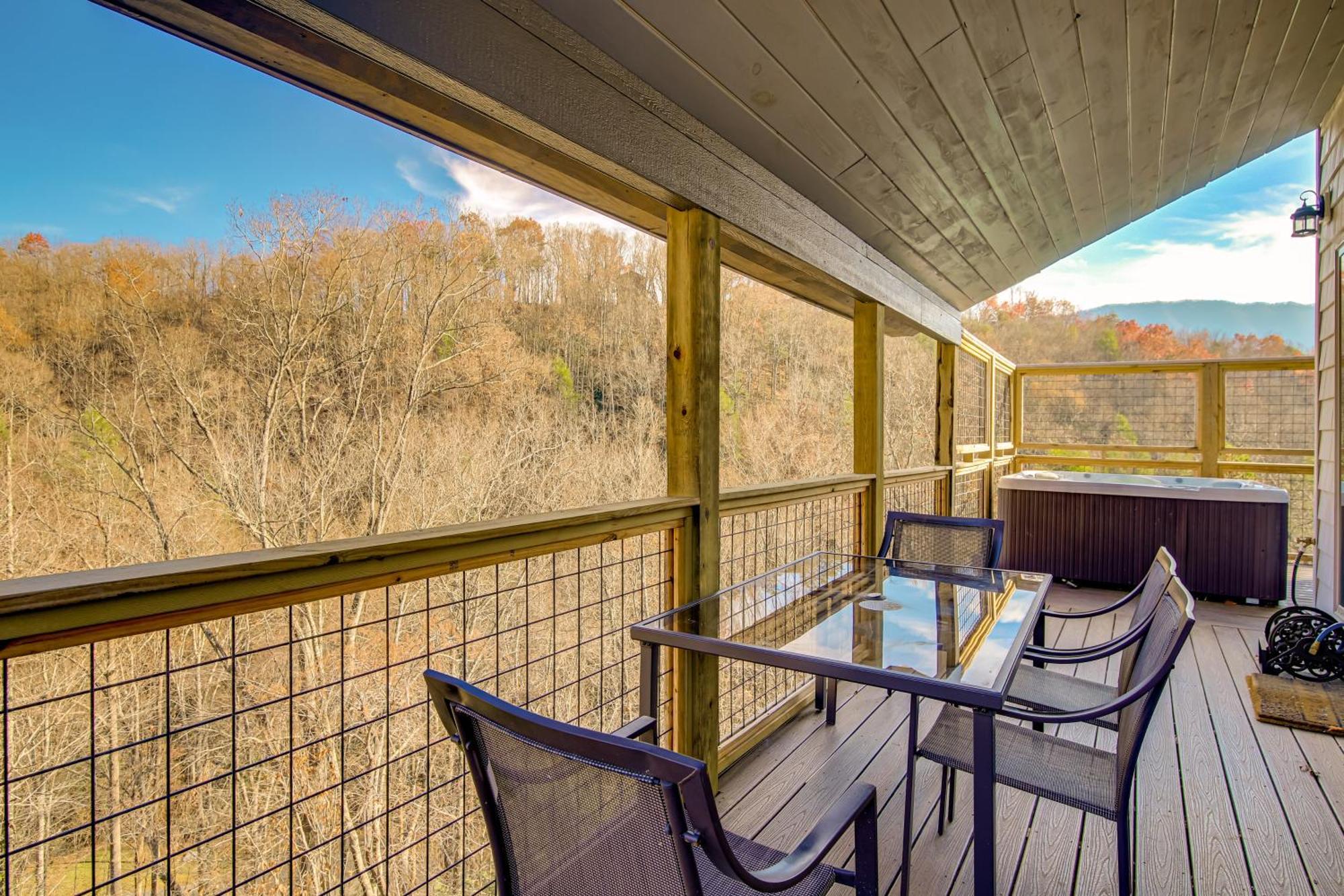 Gatlinburg Cabin With Game Room, Hot Tub And Mtn Views Luaran gambar