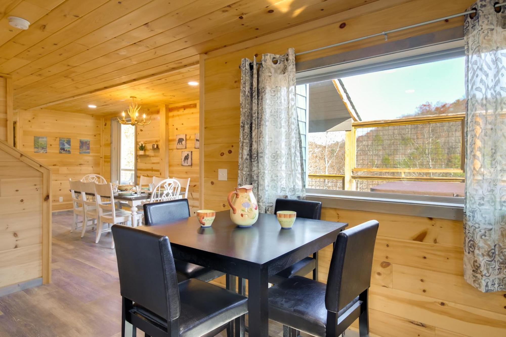 Gatlinburg Cabin With Game Room, Hot Tub And Mtn Views Luaran gambar
